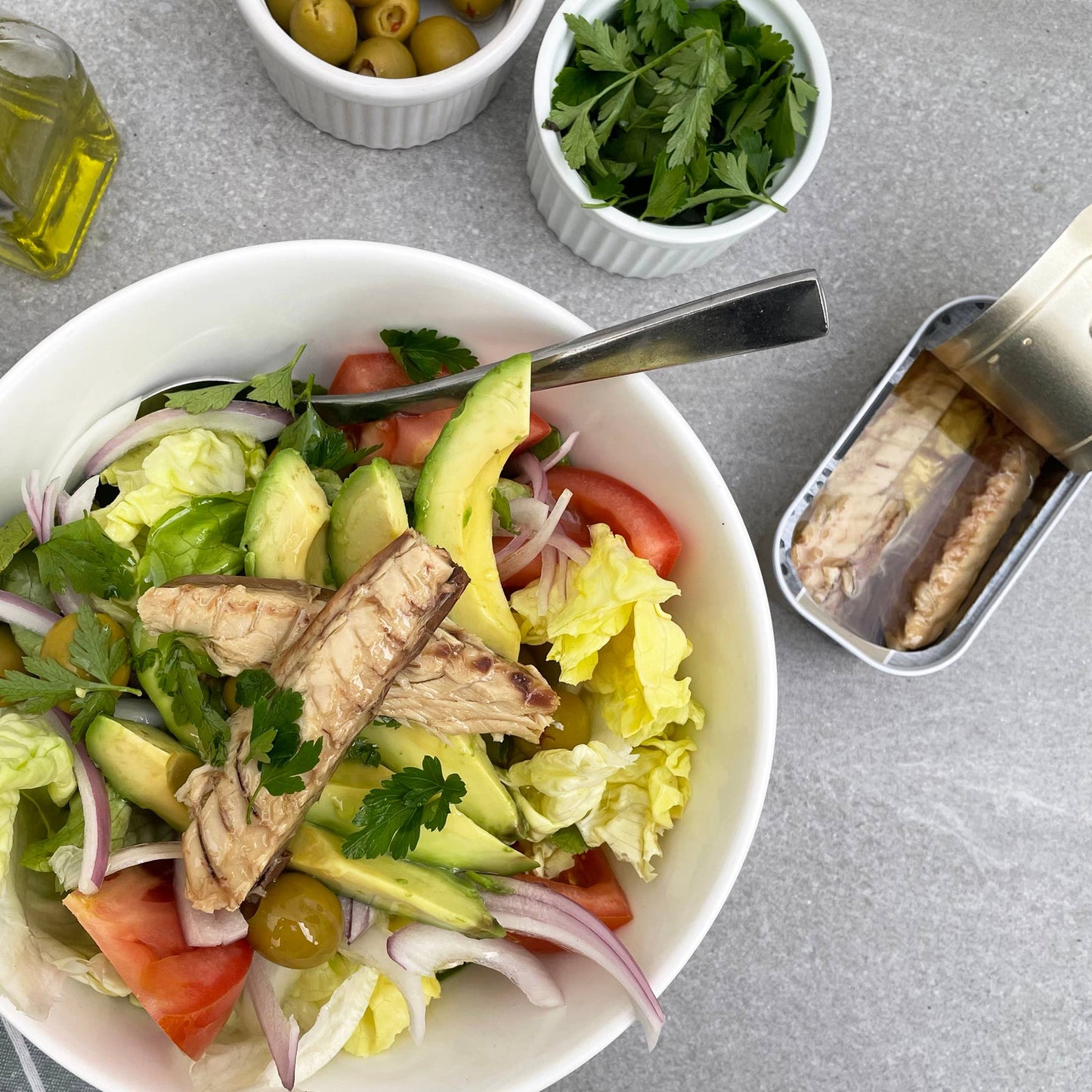 WILD MACKEREL WITH OLIVE OIL