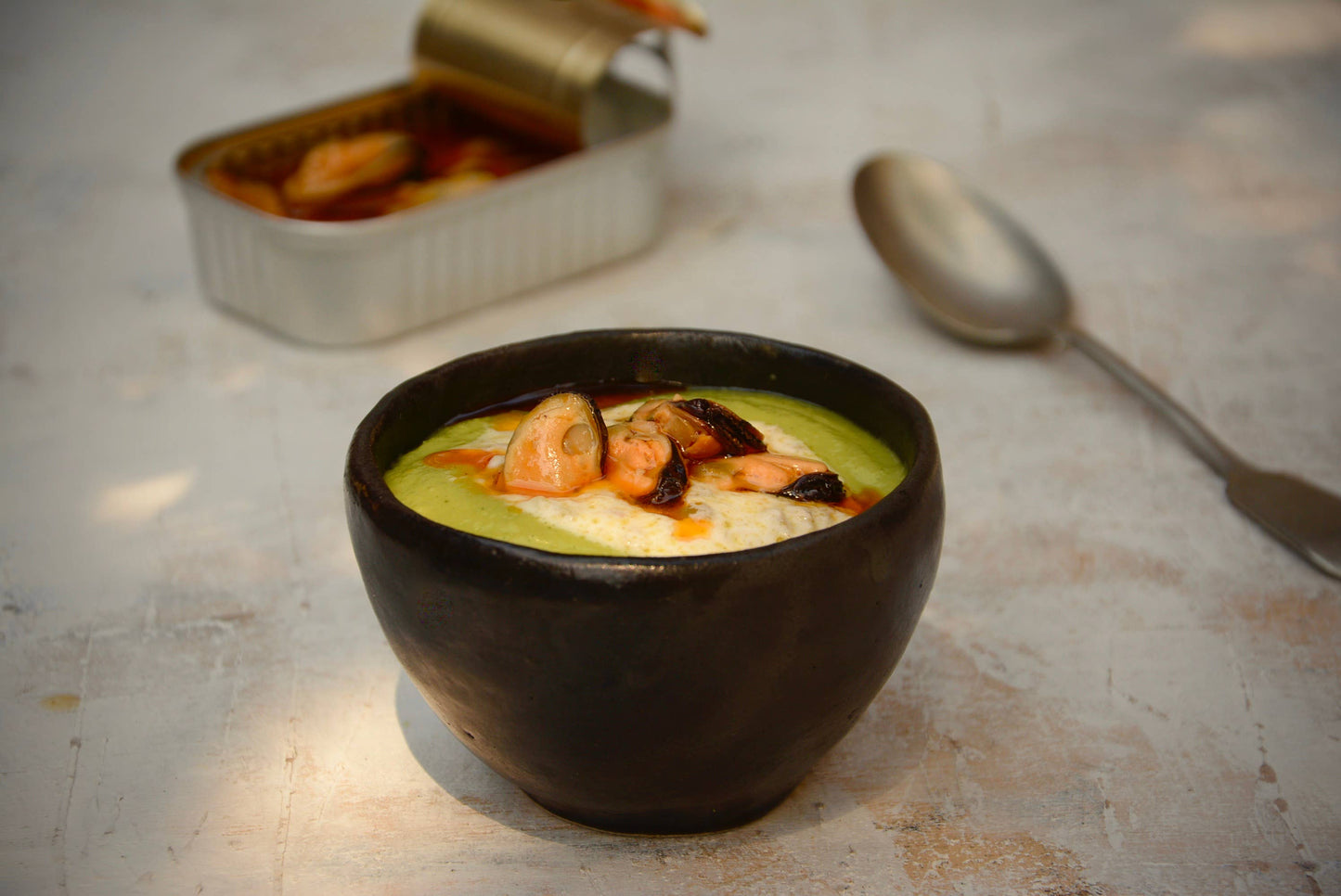 SMOKED MUSSELS W/ LEMON, GARLIC & EVOO