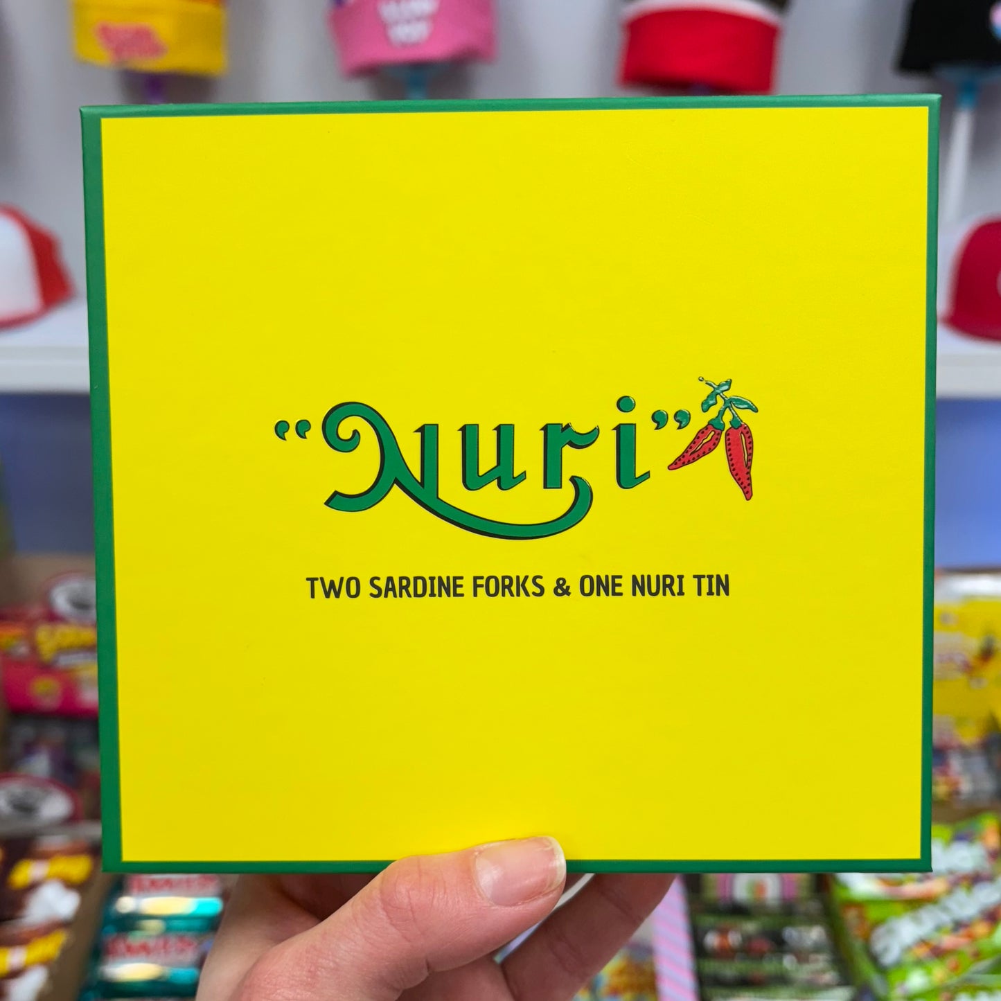 NURI GIFT BOX