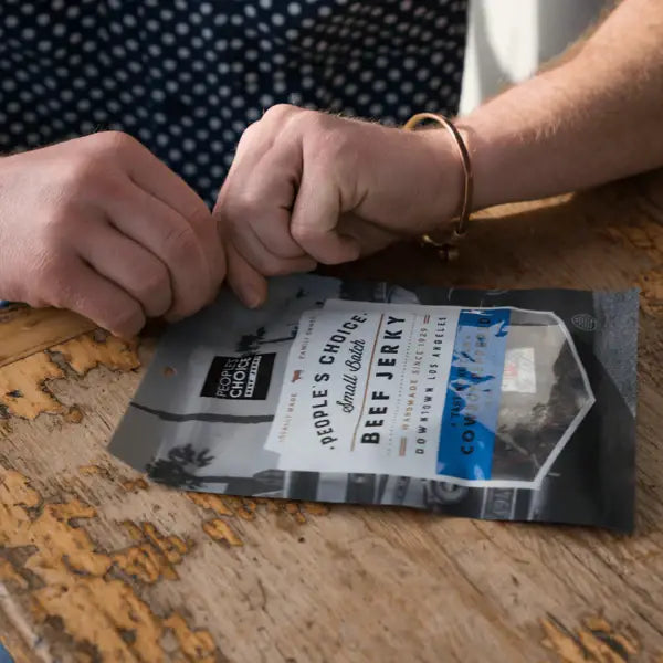 PEOPLE'S CHOICE - COWBOY PEPPERED BEEF JERKY 2oz